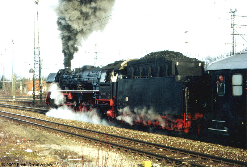03 2295 mit dem Allgäuexpreß in München-Pasing