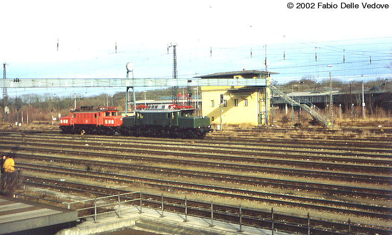 1020.37 und E 94 192 in München-Laim