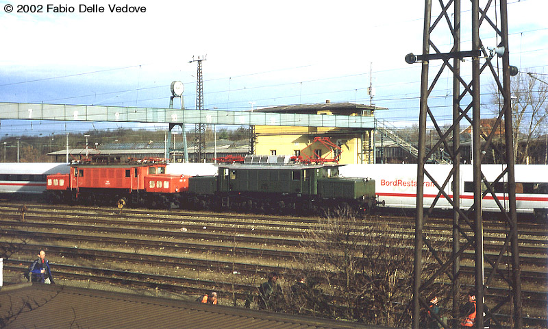 1020.37 und E 94 192 in München-Laim