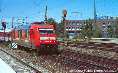 Zum Vergrößern klicken - München Heimeranplatz - Juli 2001 - Bild 6