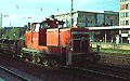 363 133-0 mit offenen Güterwagen in Richtung München Süd (München Heimeranplatz, Juli 2001)