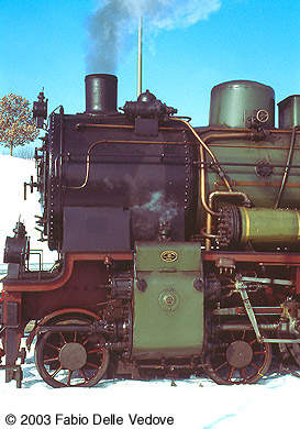 Zum Vergrößern klicken - Fasziniernde Details der 38 3199 (Kempten, 15.02.2003).